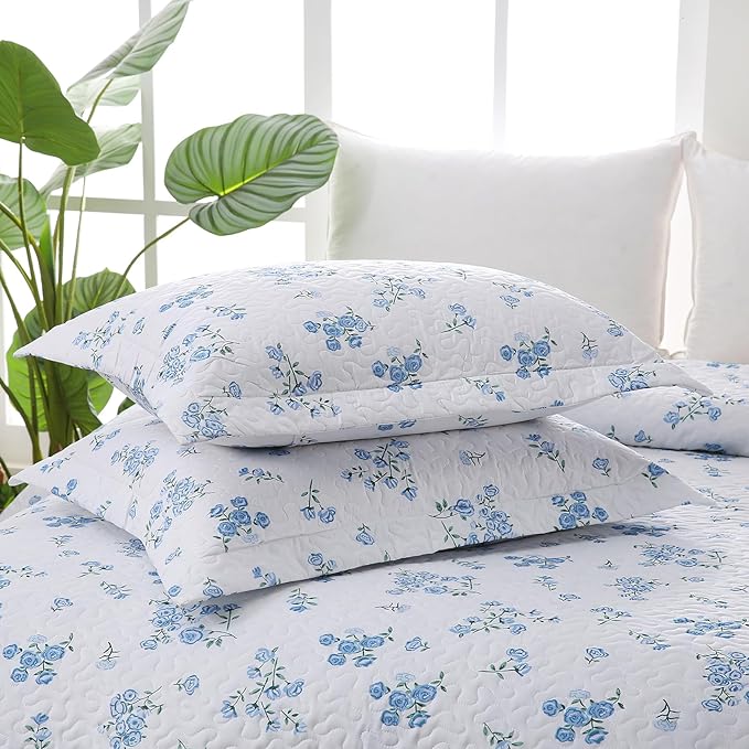 Blue Floral Quilt Set King Size - 3 Pieces Reversible Cottagecore Quilts Flowers Soft Microfiber Lightweight Bedspread Coverlet with 2 Pillow Shams for All Seasons (104"×90")
