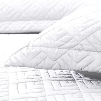 EXQ Home Quilt Set King Size White 3 Piece,Lightweight Soft Coverlet Modern Style Squares Pattern Bedspread Set for All Season(1 Quilt,2 Pillow Shams)