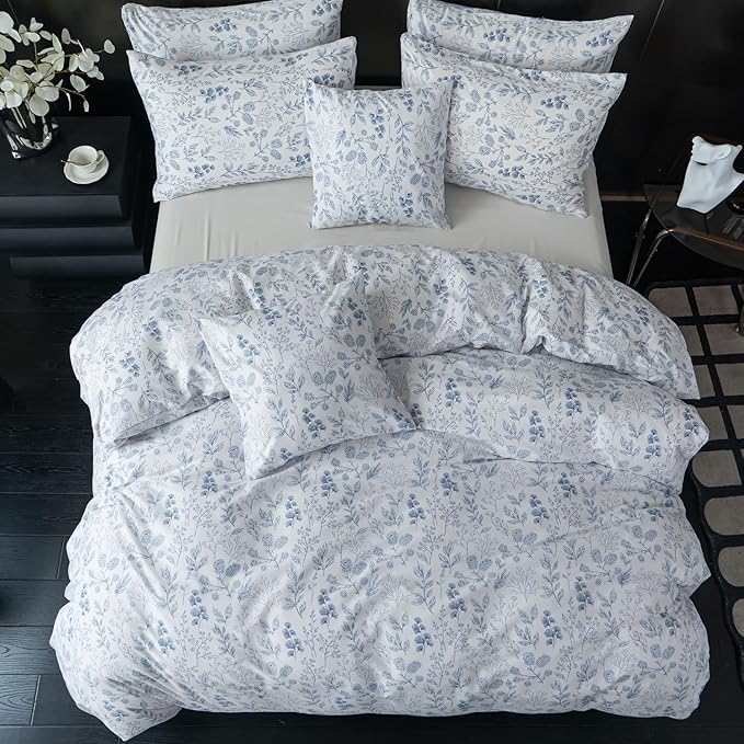 Floral Comforters Full Size 3 Pieces Soft Chic Garden Style Blue Flower Print Lightweight Botanical Comforter Set for All Seasons 1 Comforter and 2 Pillowcases
