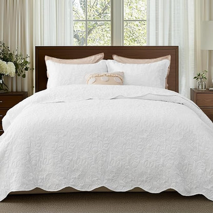 Bedsure Quilt King Size - Ultra Soft Pre-Washed Cloud-Like Bedding, All-Season Lightweight Comforter for Country Bedroom, Leaf Design Coverlet in Pure White, 106 x 96 Inches | Stitch-Free Quilting, Ultra Soft, Lightweight, Machine Washable, Pet-Friendly