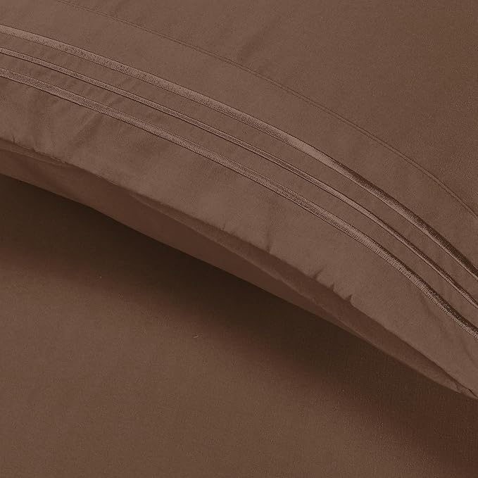 Elegant Comfort Luxury Ultra-Soft 2-Piece Pillowcase Set - 1500 Premium Hotel Quality Microfiber Double Brushed - Wrinkle Resistant, Standard/Queen, Taupe