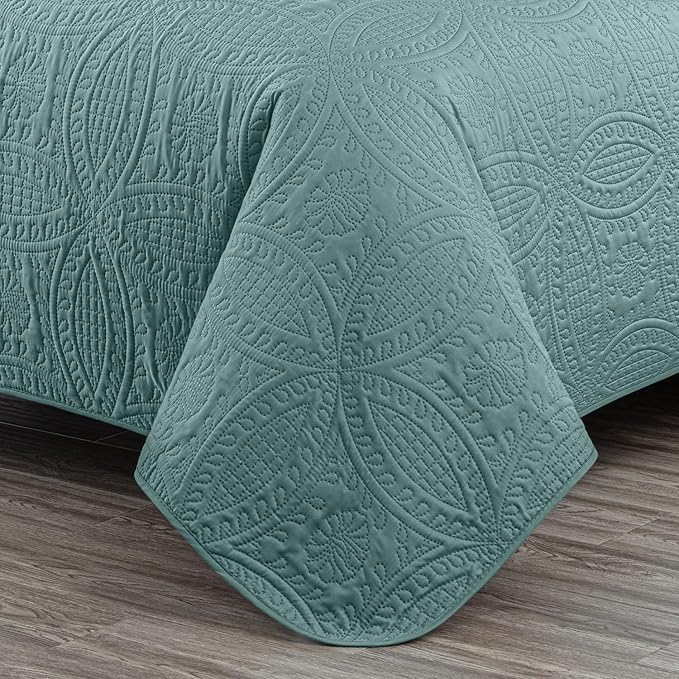 Chezmoi Collection Austin 3-Piece Oversized Bedspread Coverlet Set King, Spa Blue, 118 by 106-Inch | Oversized, Lightweight, Fade Resistant