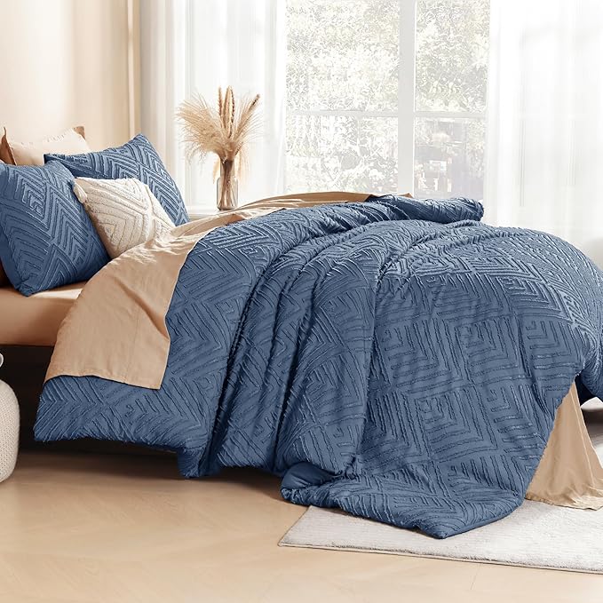 Litanika Ocean Blue King Size Comforter Set, 3 Pieces Tufted Boho Farmhouse Bedding Comforter Sets, Lightweight Fluffy Comforter Bed Set for All Season (104x90In Comforter and 2 Pillowcases)