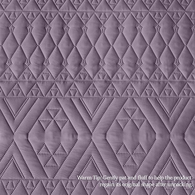 akkialla Full/Queen Quilt Set, Grayish Purple Lightweight Microfiber Bedspread Coverlet, Boho Geometric Pattern, Soft All-Season Bedding, 3-Piece (1 Quilt, 2 Pillow Shams) | Breathable fabric, Modern style