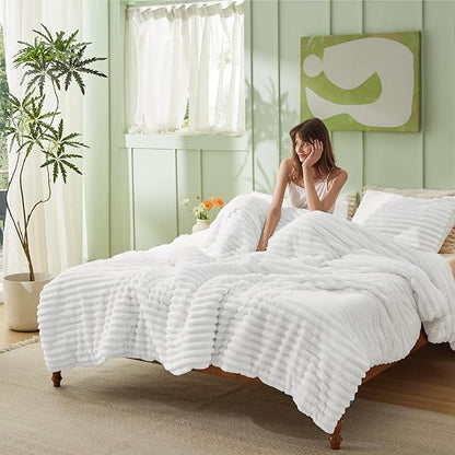 Bedsure Twin/Twin XL Size Comforter - GentleSoft™ 2 Pieces Double-Side Fleece Fluffy Bright White Comforter Set, Cozy Striped Room Decor Aesthetic Luxury Twin Bedding Sets, 1 Pillowcase, 68x88 Inches