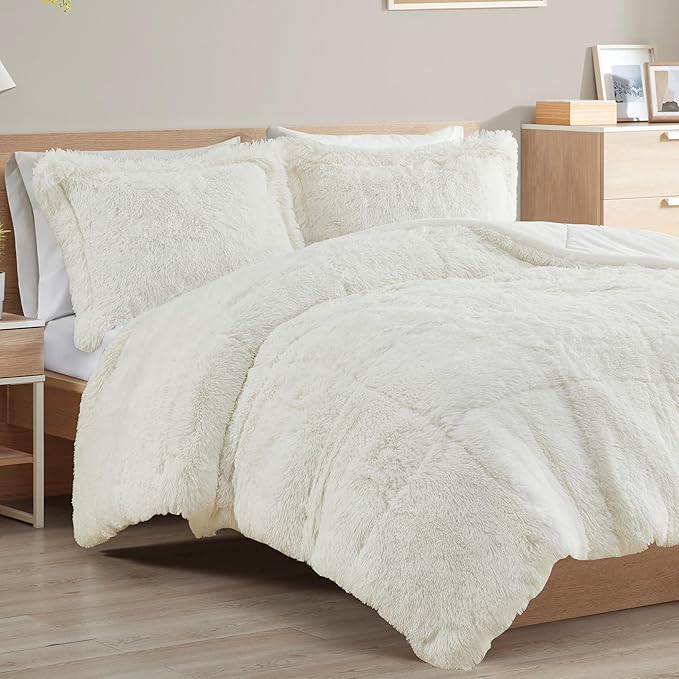 Intelligent Design Malea Shaggy Comforter Set, Long Faux Fur Cozy Down Alternative, Modern Casual Ultra Soft All Season Fluffy Bedding with Matching Sham, King/Cal King, Ivory 3 Piece