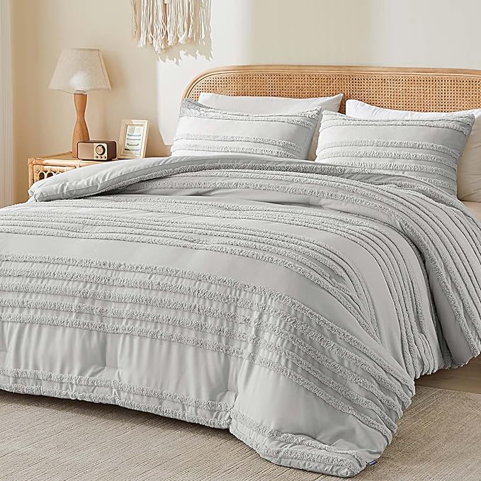 BEDELITE Boho King Size Comforter Set - Light Grey Tufted Striped Bed Set 3 Pieces, Soft Vintage Farmhouse Comforter for All Seasons, Boho Home Decor,Fluffy Jacquard Bedding with Pillow Sham