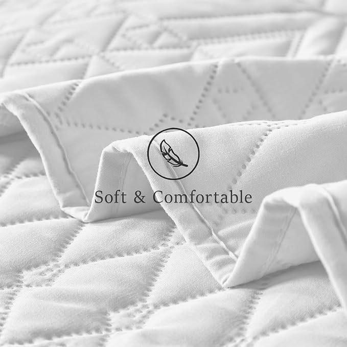 akkialla Full/Queen Size Quilt Bedding Set,White Lightweight Microfiber Soft Bedspread,Modern Style Geoetric Pattern Coverlet Set for All Seasons,3 Piece(1 Quilt,2 Pillow Shams) | Breathable material, Easy care