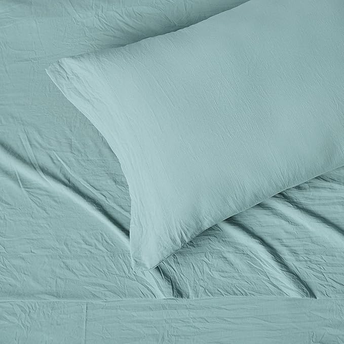 Amazon Basics Twin XL Bed Sheet, 3-Piece Bedding Set, Double Brushed Microfiber, Ultra Soft, Easy Care, Blue