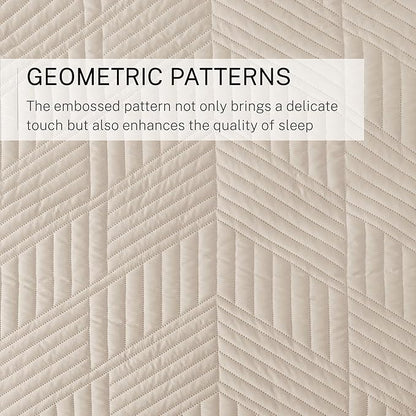 Exclusivo Mezcla Ultrasonic Full Queen Quilt Bedding Set, Lightweight Brich Beige Bedspreads Soft Modern Geometric Coverlet Set for All Seasons (1 Quilt and 2 Pillow Shams)