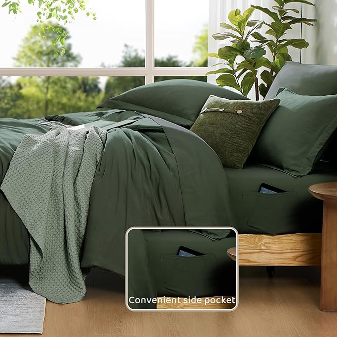 WRENSONGE Oversize King Size Comforter Set- 7 Pieces Deep Green Bed in a Bag Oversize King Size Comforter with Fitted Sheet, Flat Sheet, 2 Pillow Shams, 2 Pillowcases, Warm Bedding Sets for All Season