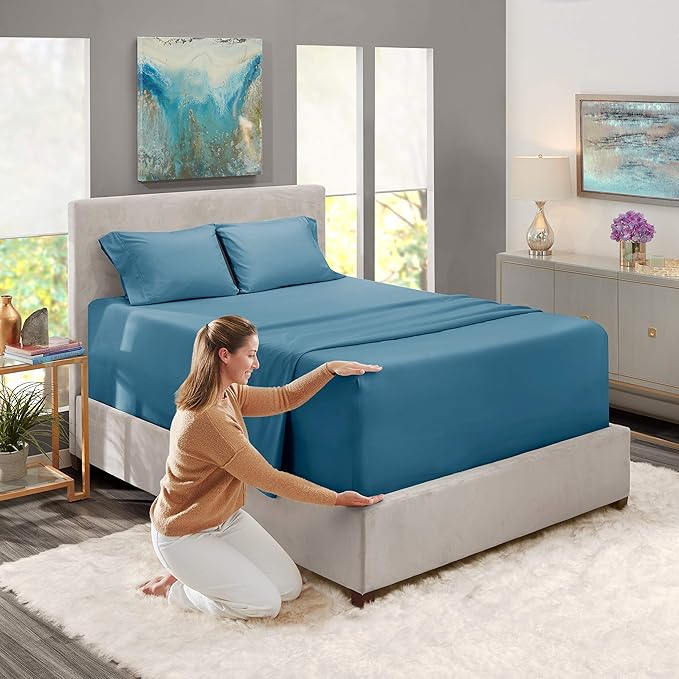 Nestl Queen Size Sheet Set, 4 Piece Extra Deep Pocket (18-24 inches), Microfiber, Hotel Luxury, Soft, Breathable, Wrinkle-Free, Easy to Care, Blue Heaven