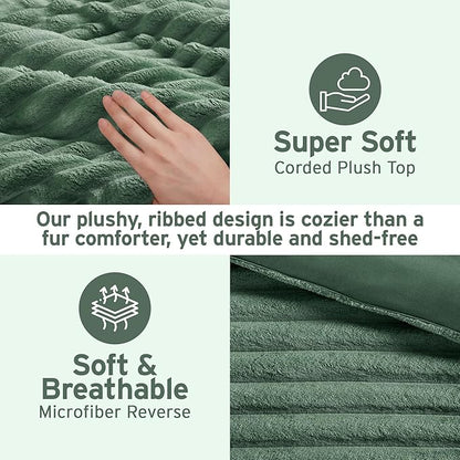 Intelligent Design Queen Comforter Set, Cozy Plush Bedding, Microfiber Reverse, 3 Piece, Lightweight, Super Soft Ribbed Velvet Comforter 2 Shams, All Season Fluffy Bed Set, Avril, Full/Queen Green