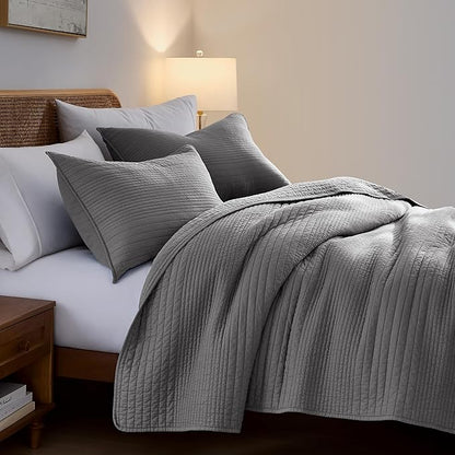 palassio Striped Dark Grey 100% Cotton Quilt King Size Bedding Sets, Lightweight Crinkly Channel Pick Stitch Textured Bedspread Soft Shabby Chic Farmhouse Country Coverlet for All Season, 2 Shams