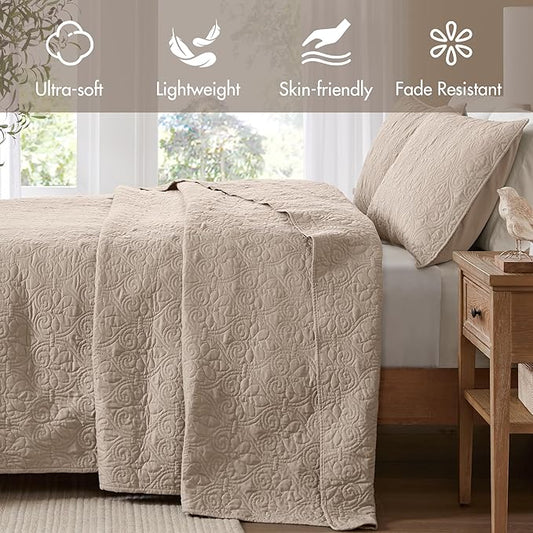 Madison Park Quebec Reversible Quilt Set Damask Design, Double Sided Stitching All Season, Lightweight Bedspread Bedding Set, Matching Sham, Khaki, Queen(102"x118") 3 Piece