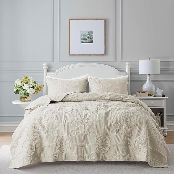 Light Beige Damask Quilt Twin Size Bedding Sets with 1 Pillow Sham, Boho Bedspread Lightweight Soft Farmhouse Vintage Bohemian Coverlet Retro Jacquard Pattern Bed Cover for All Season, 2 Pieces