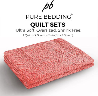 Quilt Set King/Cal King/California King Size Coral - Oversized Bedspread - Soft Microfiber Lightweight Coverlet for All Season - 3 Piece Includes 1 Quilt and 2 Shams, Geometric Pattern