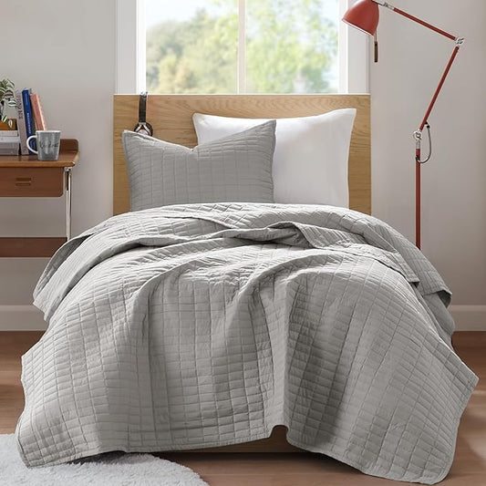 Comfort Spaces Kienna Quilt Set- Double Sided Stitching Design Summer Blanket, Lightweight, Soft, All Season Bedding Layer, Matching Sham, Grey, Coverlet Twin/Twin XL(66"x90") 2 Piece