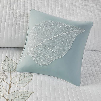 Madison Park Caelie Quilt Modern Classic Design All Season, Breathable Coverlet Lightweight Bedding Set, Matching Shams, Decorative Pillow, Full/Queen(90"x90"), Leaf Blue 6 Piece
