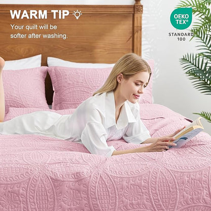 Love's cabin California King Size Quilt Bedding Set Pink Bedspreads - Cal King Summer Lightweight Bedspread Comforter - Coin Pattern Coverlet for All Season - 3 Pieces (1 Quilt, 2 Pillow Shams)