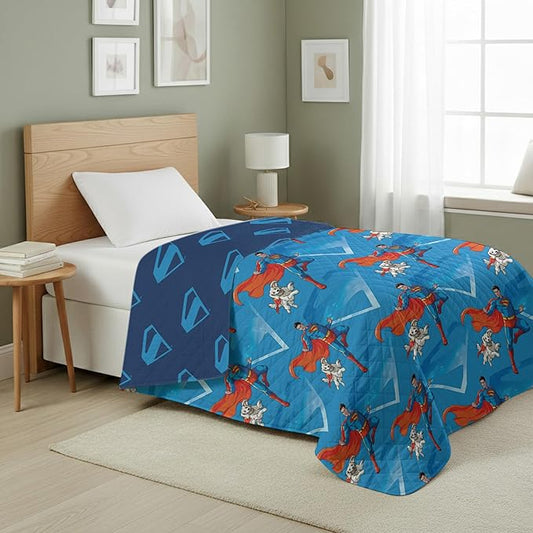 Northwest DC Comics Superman Above Metropolis Reversible Quilted Throw Blanket, Comfy Iconic Throw, Adults Boys Girls, Legendary Superhero Bedding for Bed, or Couch, 60 x 80 inches