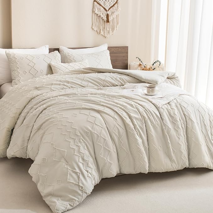 Andency Beige Tufted Comforter Set Queen, 3 Pieces(1 Comforter, 2 Pillowcases) Farmhouse Bedding Set with Soft Microfiber Down Alternative Geometric Pattern