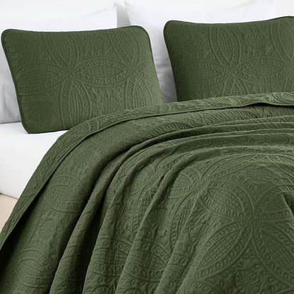 Chezmoi Collection Austin Queen Oversized Bedspread Set, 3-Piece Pinsonic Quilted Lightweight Microfiber Bedspread Coverlet, Olive Green | Oversized, Lightweight, Fade Resistant