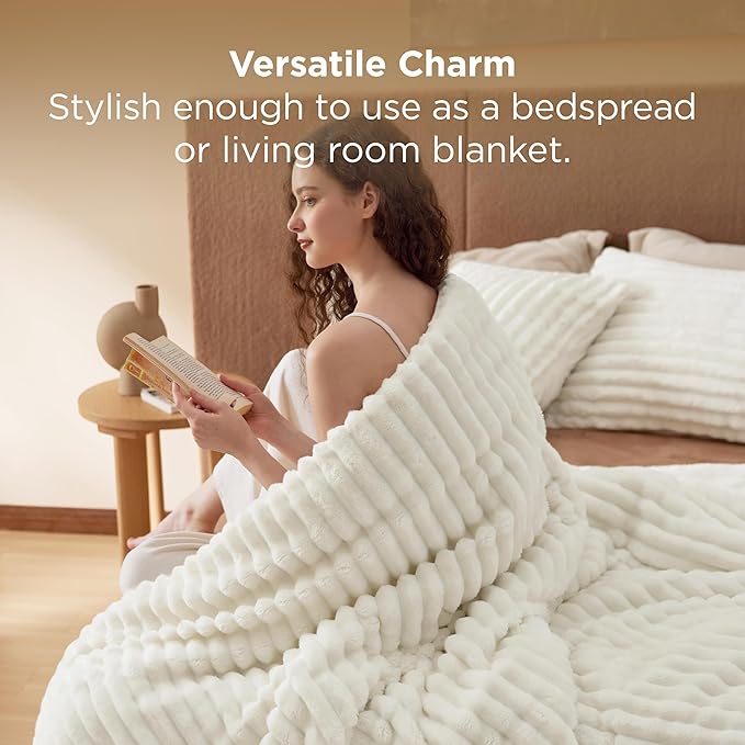Bedsure Full Size Comforter Sets - GentleSoft™ 3 Pieces Double-Side Fleece Fluffy White Comforter Set, Cozy Striped Room Decor Aesthetic, Luxury Full Size Bedding, 2 Pillowcases, 82x86 Inches