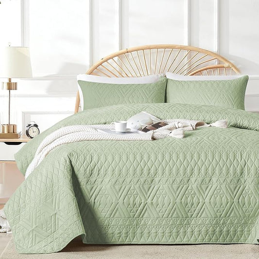 akkialla Full/Queen Size Quilt Bedding Set,Sage Green Lightweight Microfiber Soft Bedspread,Modern Style Geoetric Pattern Coverlet Set for All Seasons,3 Piece(1 Quilt,2 Pillow Shams) | Breathable material, Easy care