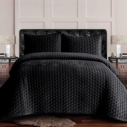 Tribeca Living Lugano Oversized Velvet Quilt Set - All Season, Extra Large, 2 Piece Twin Size Comforter Set with 1 Pillow Sham in Black Honeycomb Pattern 260GSM