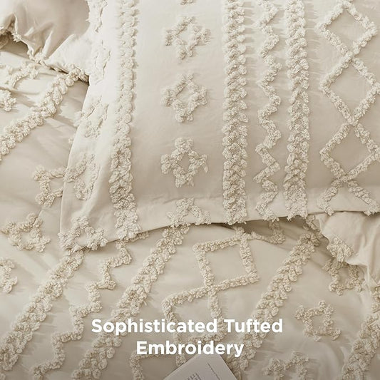 Bedsure Tufted Boho Comforter Set Queen Size - Beige Boho Bed Set, GentleSoft™ 3 Pieces Farmhouse Shabby Chic Embroidery Bedding, Gifts for Woman, Soft Jacquard Queen Comforter for All Seasons