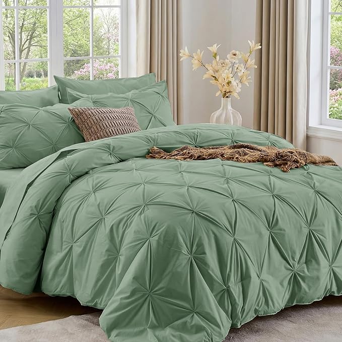 Sasttie Full Size Comforter Set, 7-Piece Bed in a Bag Double, Pintuck Bedding Set for All Season, Includes Comforter, Flat Sheet, Fitted Sheet, Pillowcases and Pillowshams, Sage Green