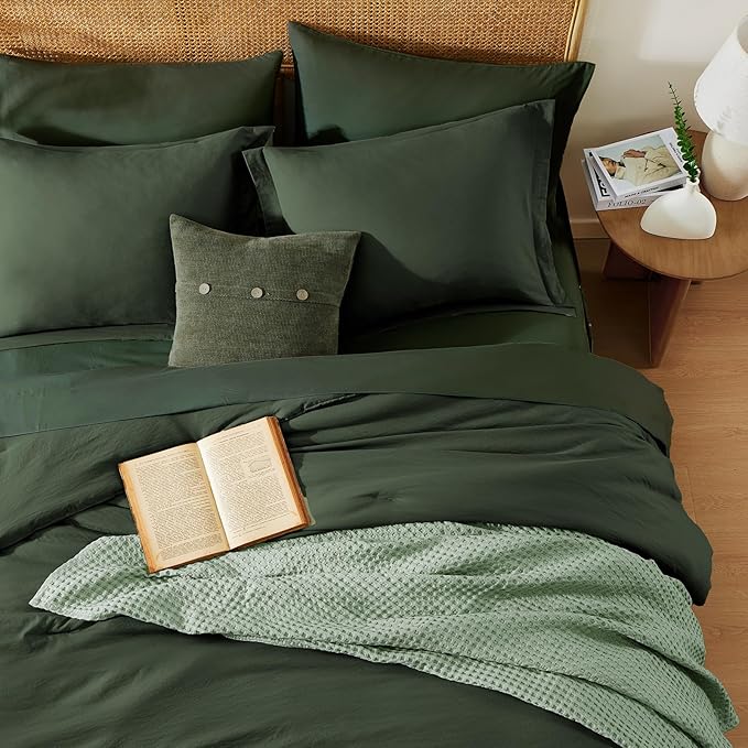 WRENSONGE King Comforter Set, 7 Pieces Deep Forest Soft Bed in a Bag King with Fitted Sheet, Flat Sheet, 2 Pillow Shams, and 2 Pillowcases- Warm Bedding Set for All Season
