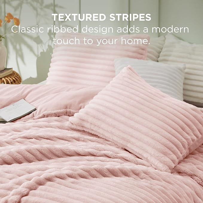 Bedsure Full Size Comforter Sets - GentleSoft™ 3 Pieces Double-Side Fleece Fluffy Pink Comforter Set, Cozy Striped Room Decor Aesthetic, Luxury Full Size Bedding, 2 Pillowcases, 82x86 Inches