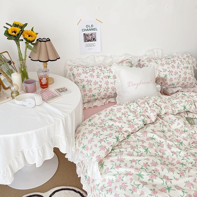 HighBuy Lace Ruffled Comforter Set Full Coquette Cottagecore White Pink Floral Bedding Comforter Cozy Soft with 2 Ruffle Pillowcases,Princess Quilted Comforters Fluffy Chic Skin Friendly