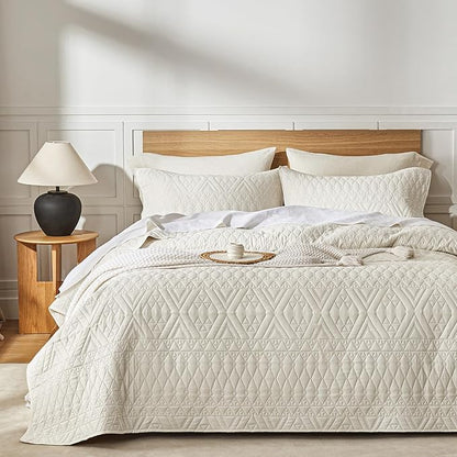 akkialla Full/Queen Quilt Set, Boho Style in a Solid Color, Cream Lightweight Microfiber Bedspread, Soft and Breathable Coverlet for All Seasons, 3-Piece Bedding Set (1 Quilt, 2 Pillow Shams)