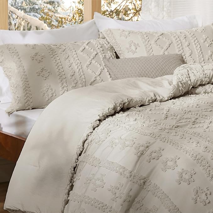 Bedsure Tufted Boho Comforter Set Oversized Queen - Linen Boho Bed Set, GentleSoft™ 3 Pieces Farmhouse Shabby Chic Embroidery Bedding, Gifts for Woman, Soft Jacquard Comforter for All Seasons