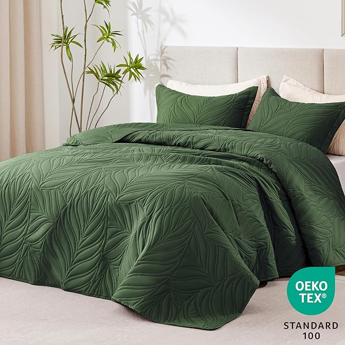 EXQ Home Quilt Set Twin Size Olive Green 2 Piece,Lightweight Soft Coverlet Modern Style Leaf Pattern Bedspread Set(1 Quilt,1 Pillow Sham)