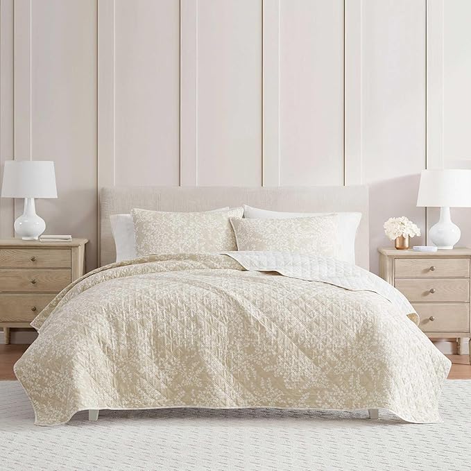 Martha Stewart - King Quilt Set, 100% Cotton Reversible Bedding Set, Incredibly Soft Feel for Year Round Comfort, 3 Piece Bed Set with Matching Pillowcases (Layered Branches Beige)