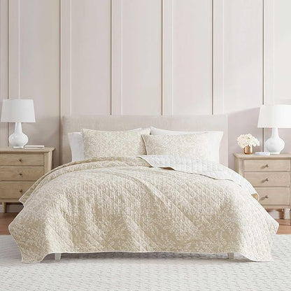 Martha Stewart - Twin Quilt Set, 100% Cotton Reversible Bedding Set, Incredibly Soft Feel for Year Round Comfort, 2 Piece Bed Set with Matching Pillowcase (Layered Branches Beige)