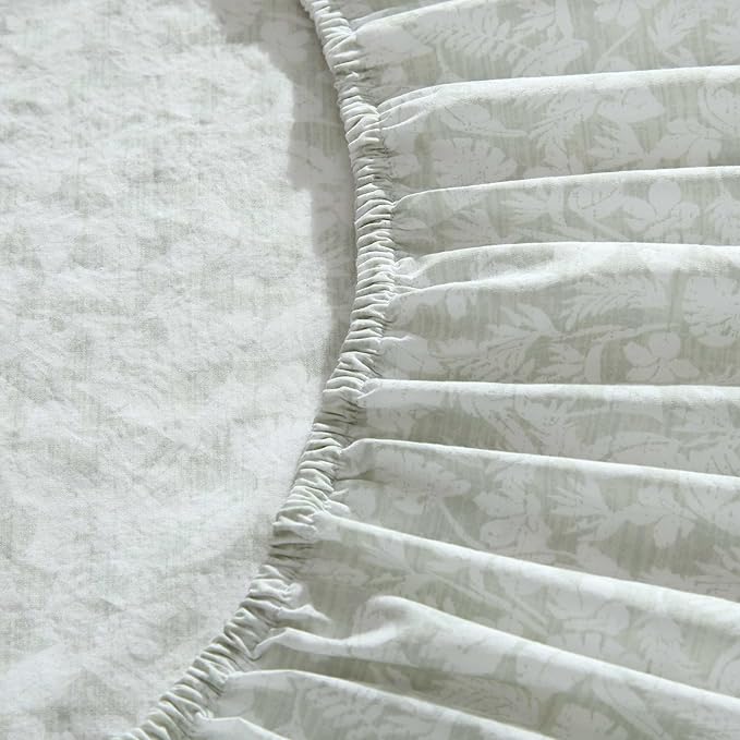 Tommy Bahama - King Size Sheet Set, 100% Cotton Percale Bedding with a Crisp & Cool Feel, Bed Sheets with Matching Fitted Sheet & Pillowcases (Palm Day Green)