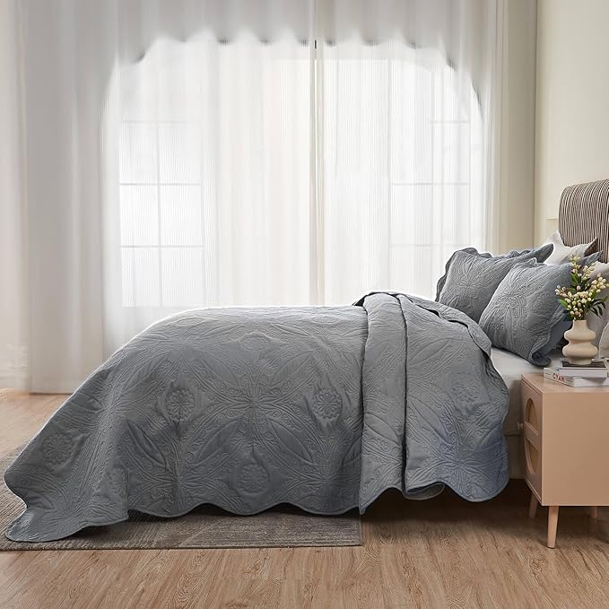 Kingnex Exta Wide Oversized King Bedspreads 128x120 for Tall King or Cal King Bed Ultrasonic Quilted Coverlet Set 3 Piece Include 1 Quilt 2 Pillowcases Grey