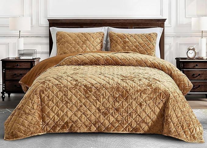 Chezmoi Collection Lux Caramel Gold Velvet Quilt Oversized King Set, 3-Piece Plush Distressed Velvet Bedding All Season Lightweight Comforter Brushed Microfiber Reverse with Diamond Stitch Quilting