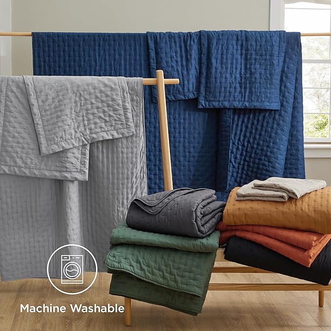 Bedsure Quilts Queen Size - Linen Bedspread Queen Size & Lightweight Comforter, Modern Farmhouse Coverlet with Clover Pattern, Ultra Soft All-Season Bedding, 90 x 96 Inches | Stitch-Free Quilting, Ultra Soft, Lightweight, Machine Washable, Pet-Friendly