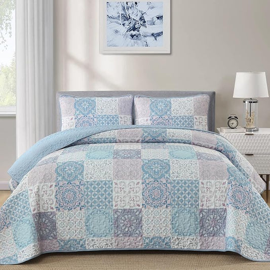 Dobuyly Quilt Set King Size, Light Blue/Pink Patchwork Bedspread 3 Pieces, Boho Plaid Summer Coverlet Set, Soft Lightweight Quilt Bedding Set for All Seasons 110"x90"