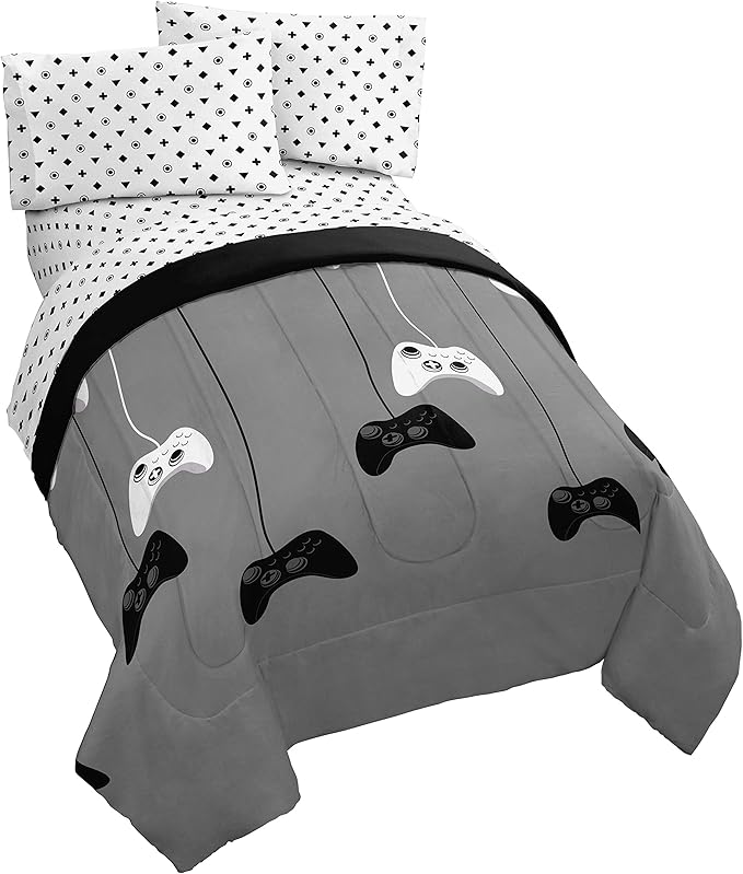 Jay Franco Game On 5 Piece Full Bed Set - Includes Reversible Comforter & Sheet Set - Bedding Features Video Game Contoller - Super Soft Fade Resistant Microfiber