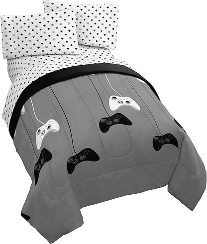Jay Franco Game On 5 Piece Full Bed Set - Includes Reversible Comforter & Sheet Set - Bedding Features Video Game Contoller - Super Soft Fade Resistant Microfiber