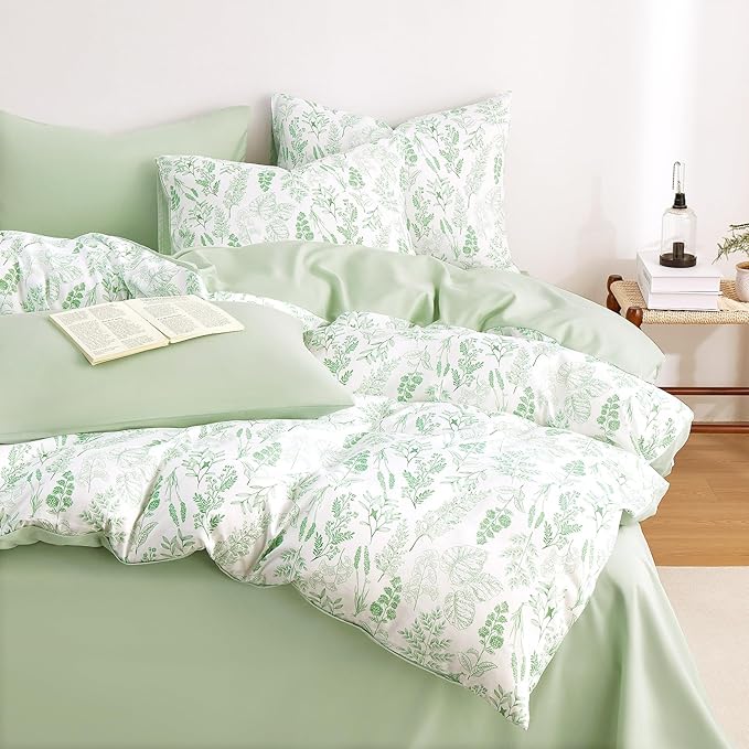Wake In Cloud - Floral Duvet Cover Set, Botanical Vintage Flower Coquette Cottagecore Aesthetic for Women Teen Girls, Soft Lightweight Bedding, 3-Piece, Light Green, Twin/Twin XL Size