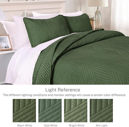 Exclusivo Mezcla Ultrasonic Full Queen Quilt Bedding Set, Lightweight Olive Green Bedspreads Soft Modern Geometric Coverlet Set for All Seasons (1 Quilt and 2 Pillow Shams)