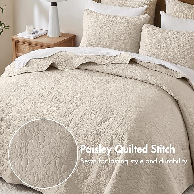 Madison Park Quebec Twin Size Quilt Bedding Set - Ivory , Damask – 2 Piece Bedding Quilt Coverlets – Ultra Soft Microfiber Bed Quilts Quilted Coverlet